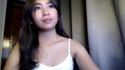 Snapshot of itscandygurl chatting on 03/11/25, 05:57 Candy online show from 03/11/25, 05:57