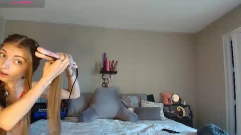 CoCo Blaze online show from 07/03/26, 07:42
