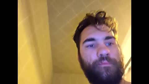 Snapshot of itsdaiton chatting on 09/19/25, 12:39 Daiton online show from 09/19/25, 12:39