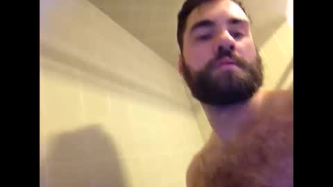 Snapshot of itsdaiton chatting on 11/10/25, 01:32 Daiton online show from 11/10/25, 01:32