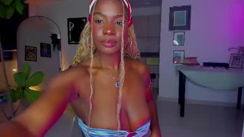 lau online show from 08/05/26, 01:52