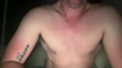 Snapshot of itsme15859 chatting on 11/09/25, 03:43 itsme15859 online show from 11/09/25, 03:43