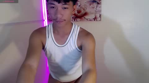 Snapshot of itsme_cxhennn chatting on 10/20/25, 08:53 itsme_cxhennn online show from 10/20/25, 08:53