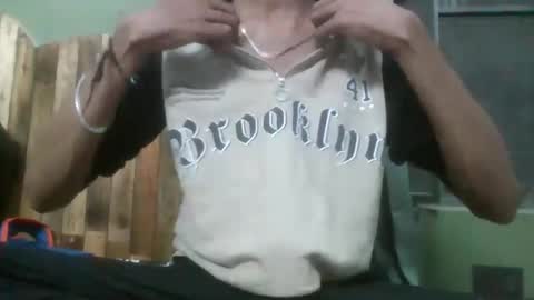 Snapshot of itsme_doofus chatting on 04/15/26, 06:37 Doofus online show from 04/15/26, 06:37