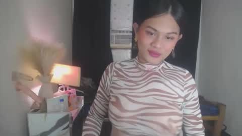 Snapshot of itsme_jazzy chatting on 10/20/25, 03:12 JAZ online show from 10/20/25, 03:12