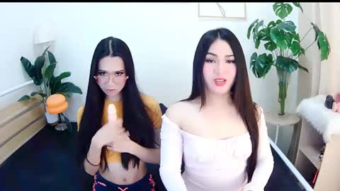 itsme_kat online show from 06/12/26, 04:55