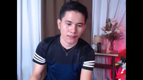 Snapshot of itsme_kent chatting on 09/22/25, 10:17 kenneth online show from 09/22/25, 10:17