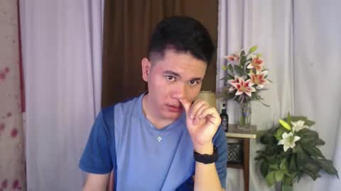 Snapshot of itsme_kent chatting on 11/06/25, 10:16 kenneth online show from 11/06/25, 10:16