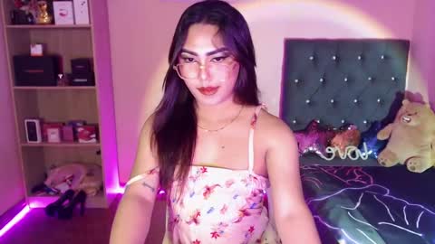 Siana online show from 02/23/25, 11:11