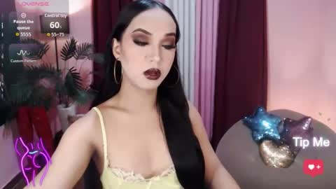 Sofia online show from 11/06/25, 05:36