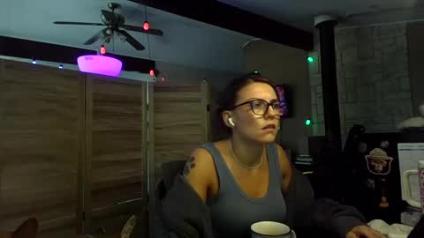 Snapshot of itsmesophie_x chatting on 10/03/25, 04:26 ItsMeSophie X online show from 10/03/25, 04:26