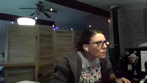 Snapshot of itsmesophie_x chatting on 10/10/25, 04:28 ItsMeSophie X online show from 10/10/25, 04:28