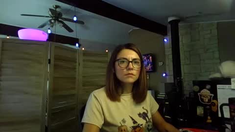 Snapshot of itsmesophie_x chatting on 10/13/25, 04:40 ItsMeSophie X online show from 10/13/25, 04:40