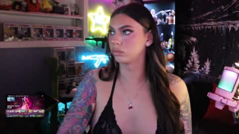 Nicki Foxx online show from 02/20/25, 12:19