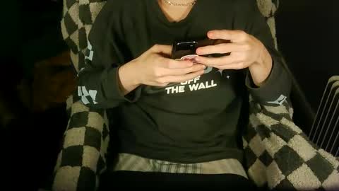 itsnotliam834 online show from 10/31/25, 03:07