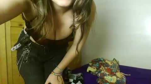 itssamus_aran online show from 07/07/26, 01:19