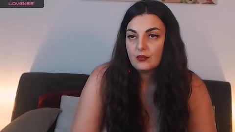 Melissa Khaan online show from 12/15/24, 01:54
