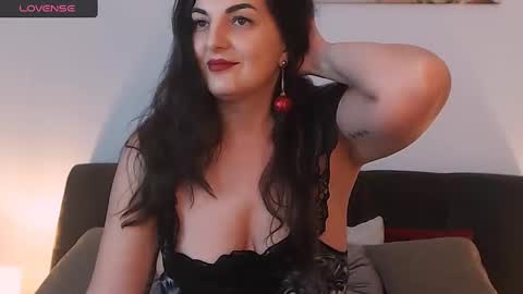 Melissa Khaan online show from 12/19/24, 11:18