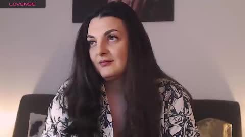 Melissa Khaan online show from 02/12/25, 01:06