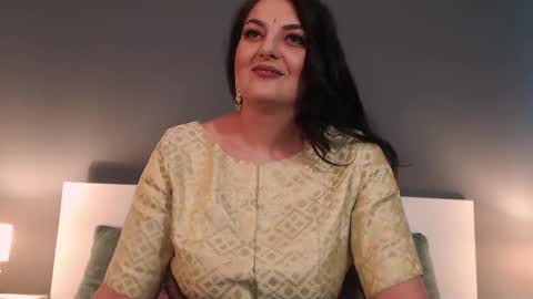 Melissa Khaan online show from 05/17/26, 09:17