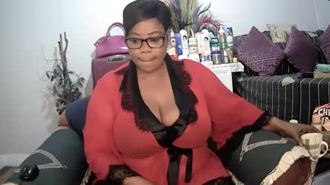 itumeleng74 online show from 01/17/25, 05:53