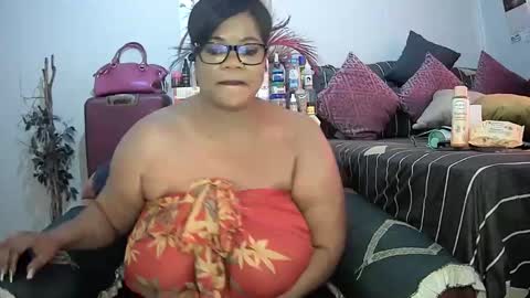 itumeleng74 online show from 01/25/25, 02:14