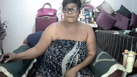 itumeleng74 online show from 02/01/25, 06:40