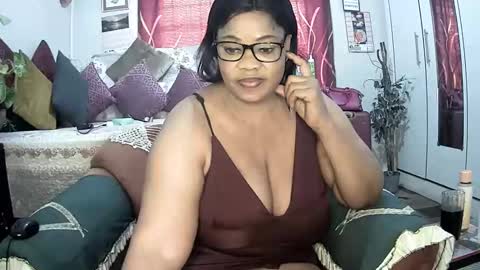 itumeleng74 online show from 02/27/25, 10:59