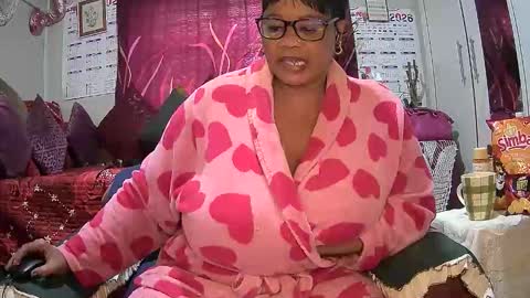 itumeleng74 online show from 05/07/26, 06:08
