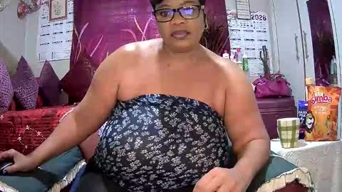 itumeleng74 online show from 06/07/26, 06:39