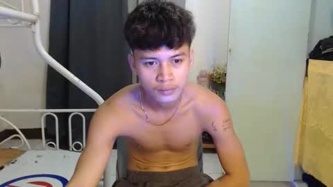 Snapshot of itzme_john chatting on 03/05/26, 02:24 itzme_john online show from 03/05/26, 02:24