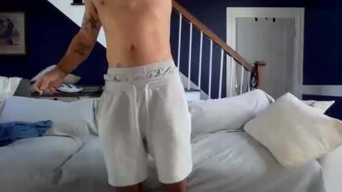 Itzmeebabyy online show from 11/12/25, 02:50