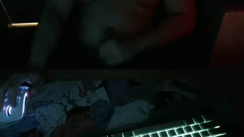 itzpillow_ online show from 02/26/25, 05:31