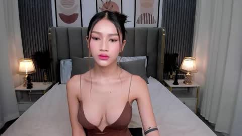 Trixie online show from 09/29/25, 09:47