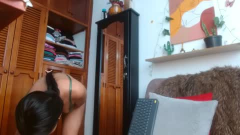 Snapshot of ivanna_dl chatting on 06/02/26, 02:08 Ivanna online show from 06/02/26, 02:08
