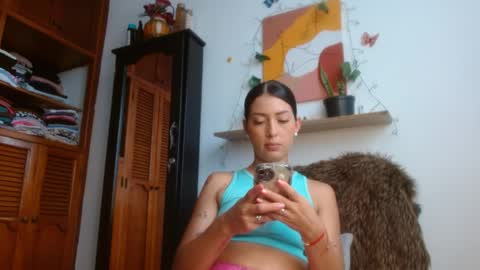 Snapshot of ivanna_dl chatting on 06/03/26, 02:33 Ivanna online show from 06/03/26, 02:33