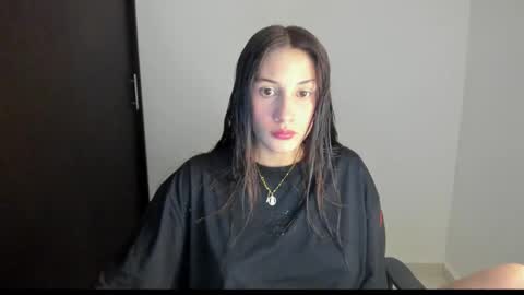 ivanna_essis online show from 01/07/25, 05:12