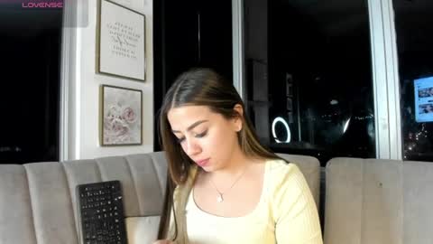 Ivanna West online show from 06/24/26, 09:52