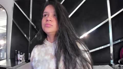 Snapshot of ivannaa18 chatting on 11/02/25, 03:42 ivannaa18 online show from 11/02/25, 03:42