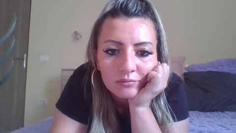Snapshot of ivannahazel chatting on 10/17/25, 11:24 Ivanna online show from 10/17/25, 11:24