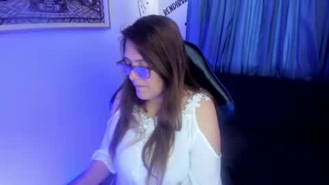 IVETTE online show from 06/10/26, 06:18