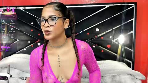 Ivis  online show from 04/28/26, 01:16