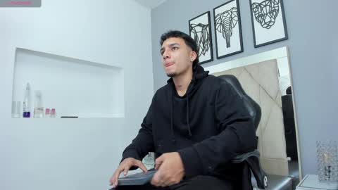 Ivo Beischel online show from 10/07/25, 04:53