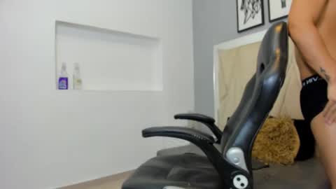 Ivo Beischel online show from 10/13/25, 05:40