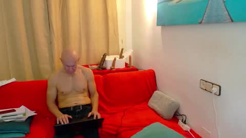 Snapshot of ivonne_hilton chatting on 02/25/26, 11:20 Ivonne online show from 02/25/26, 11:20