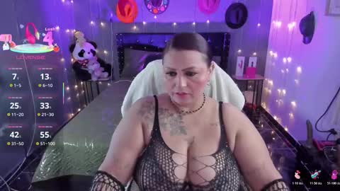 Snapshot of ivonnee17_ chatting on 01/16/26, 03:10 Ivonne online show from 01/16/26, 03:10
