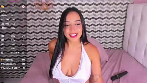 Snapshot of ivonnereyes chatting on 06/05/26, 06:52 IVONNE online show from 06/05/26, 06:52