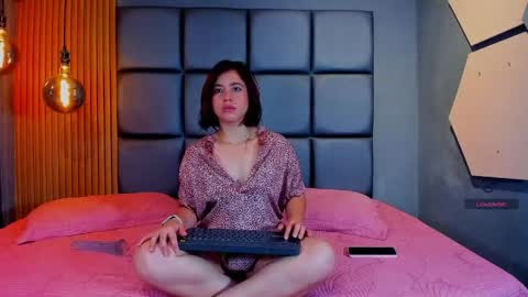 Snapshot of ivonny_candy chatting on 06/04/26, 01:44 IVONNY online show from 06/04/26, 01:44