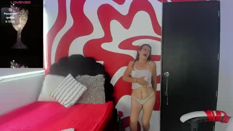 Snapshot of ivory_mistress chatting on 06/06/26, 02:33 ivory_mistress online show from 06/06/26, 02:33