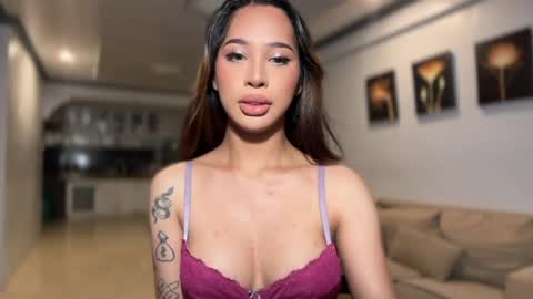 kirstenelsie online show from 05/05/26, 01:24